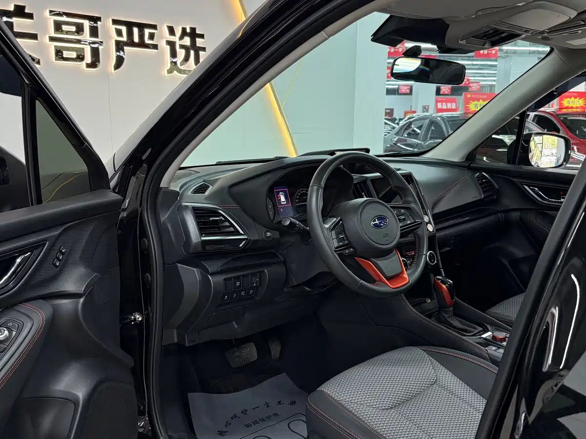 Subaru Forester 2024 Model 2.5i AWD X Sport Edition EyeSight фото 7