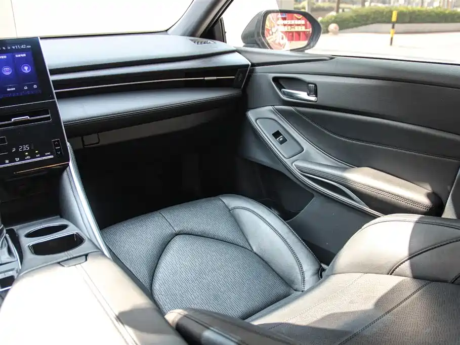 Toyota Avalon 2019 2.0L Luxury Edition (China VI) фото 14