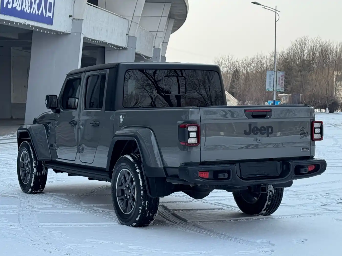 JEEP GLADIATOR