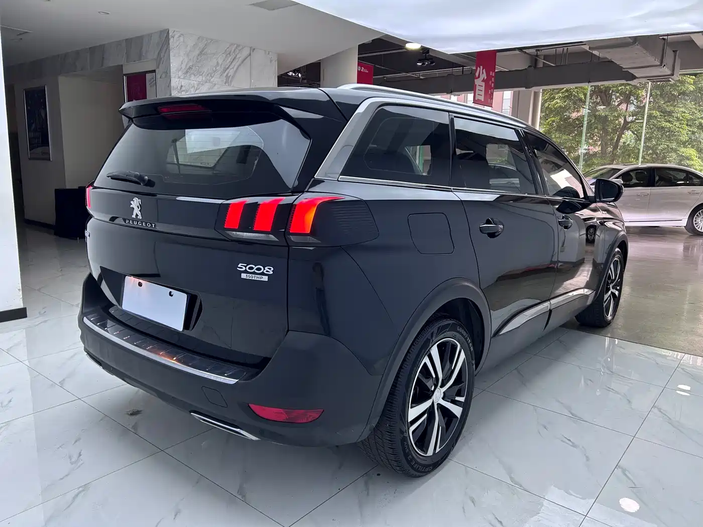 Peugeot 5008 2017 350THP 7-seat Elite Edition фото 7