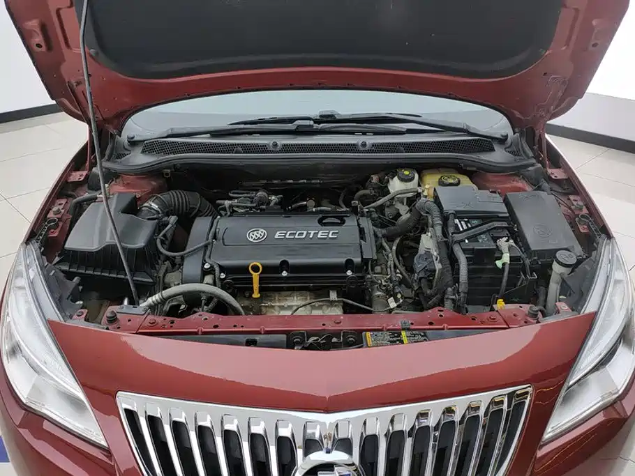 Фото 10 - Buick Excelle