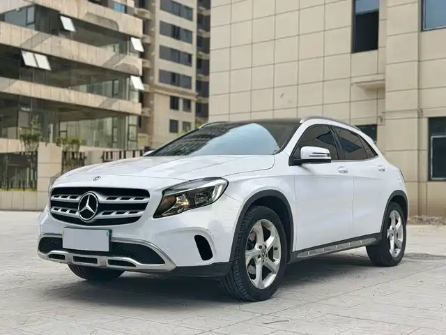 Mercedes-Benz GLA 2019