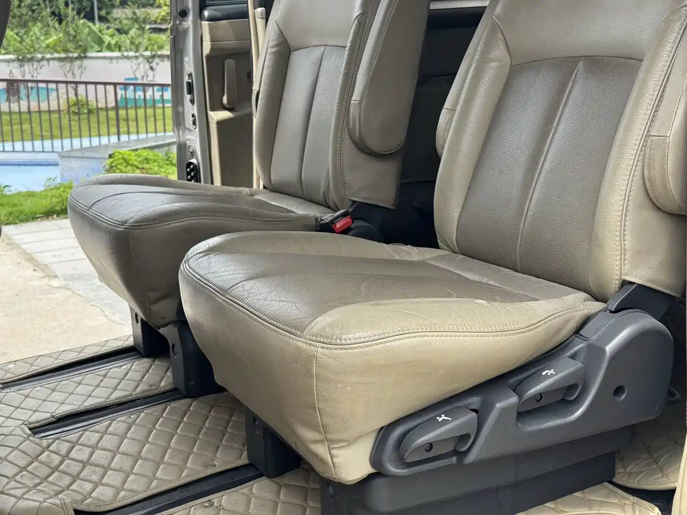 Dongfeng Yuxuan 2010 2009 2.0L Manual Luxury