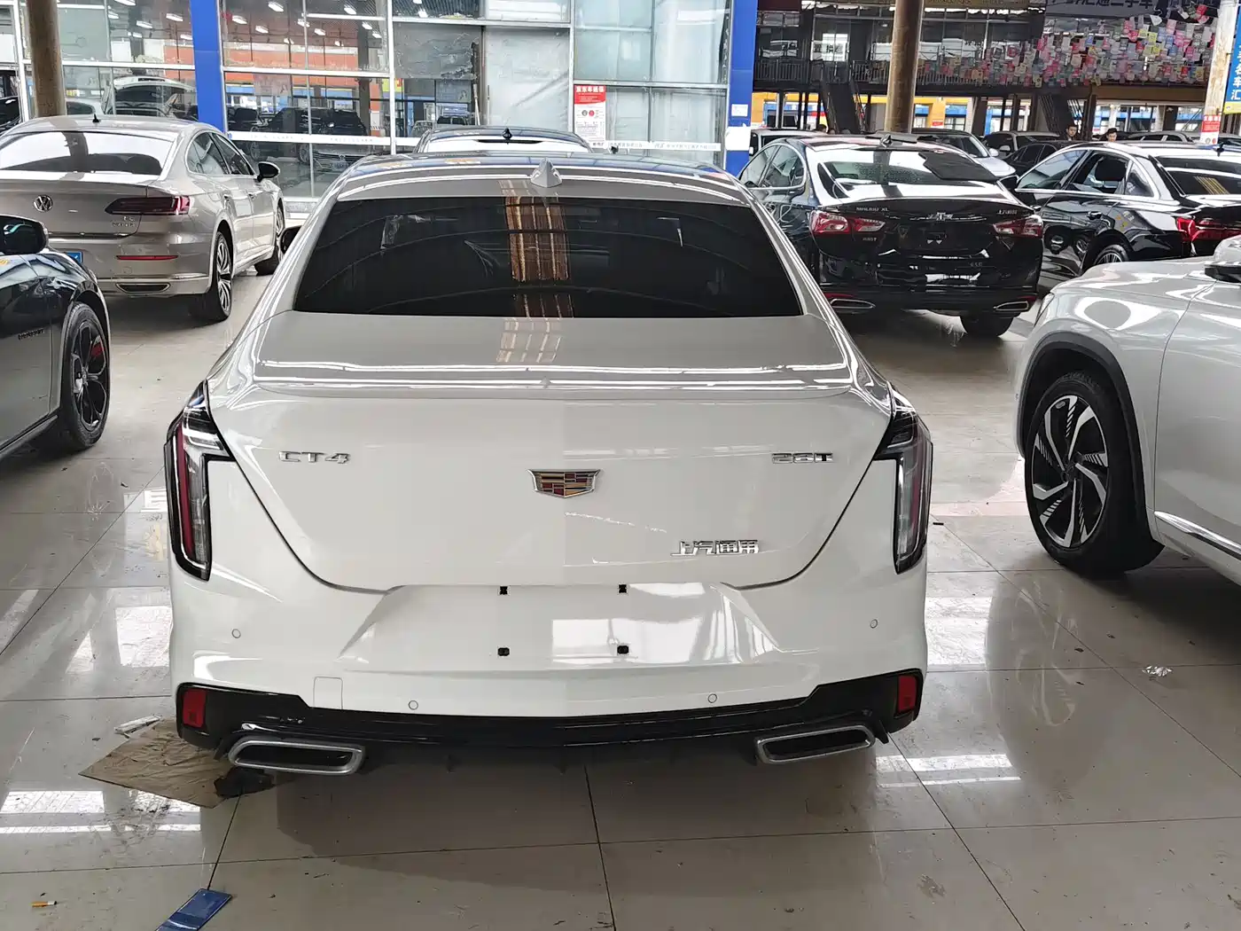 CADILLAC CT4