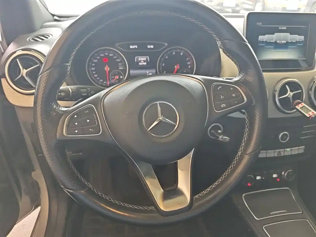 Mercedes-Benz B-Class 2015 B 200 Style фото 11