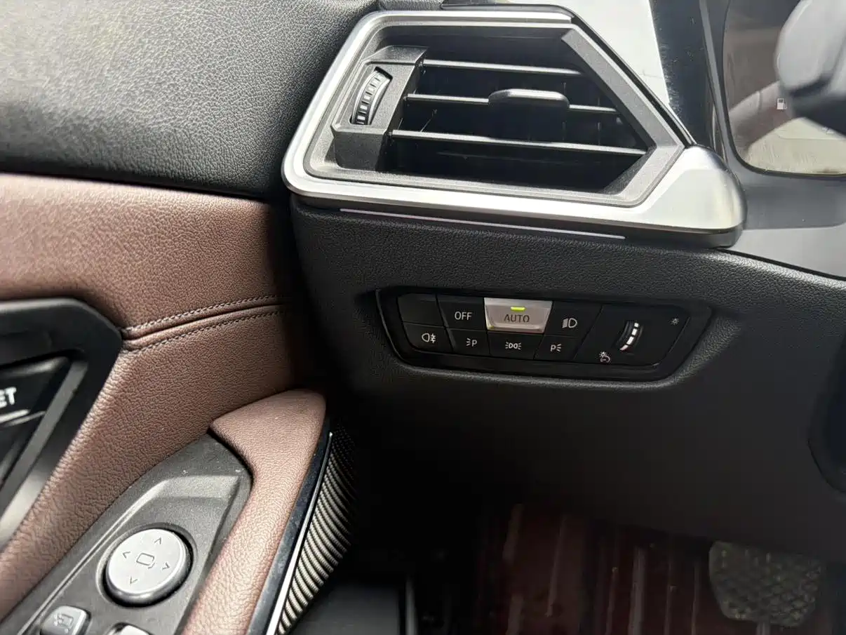 BMW 3 Series 2021 Second Facelift 325Li M Sport Package фото 19