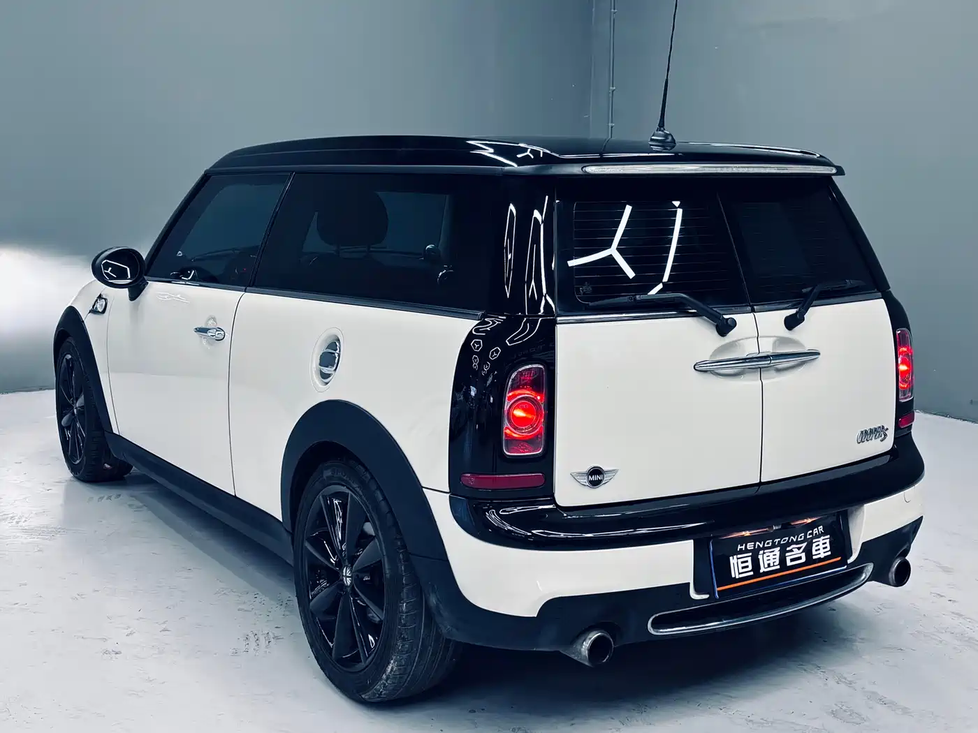 Фото 3 - MINI CLUBMAN