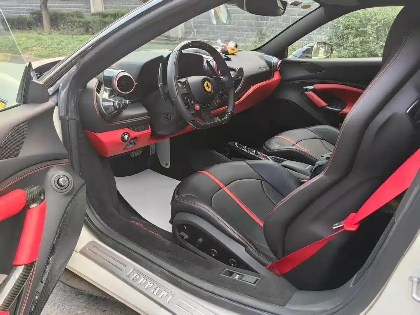 Ferrari F8 2021 2019 Tributo 3.9T V8