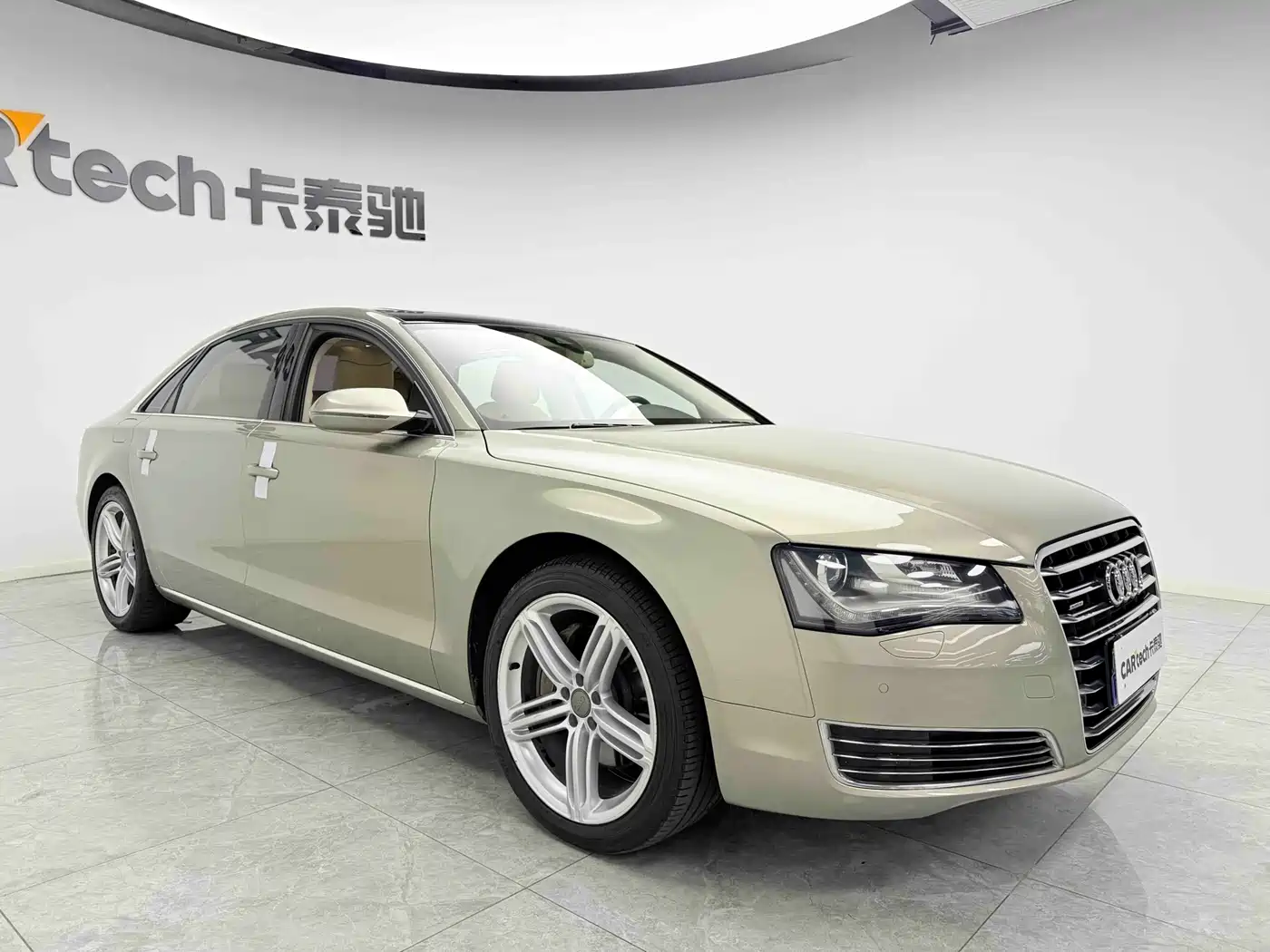 Audi A8 2013 A8L 45 TFSI quattro Comfort фото 3