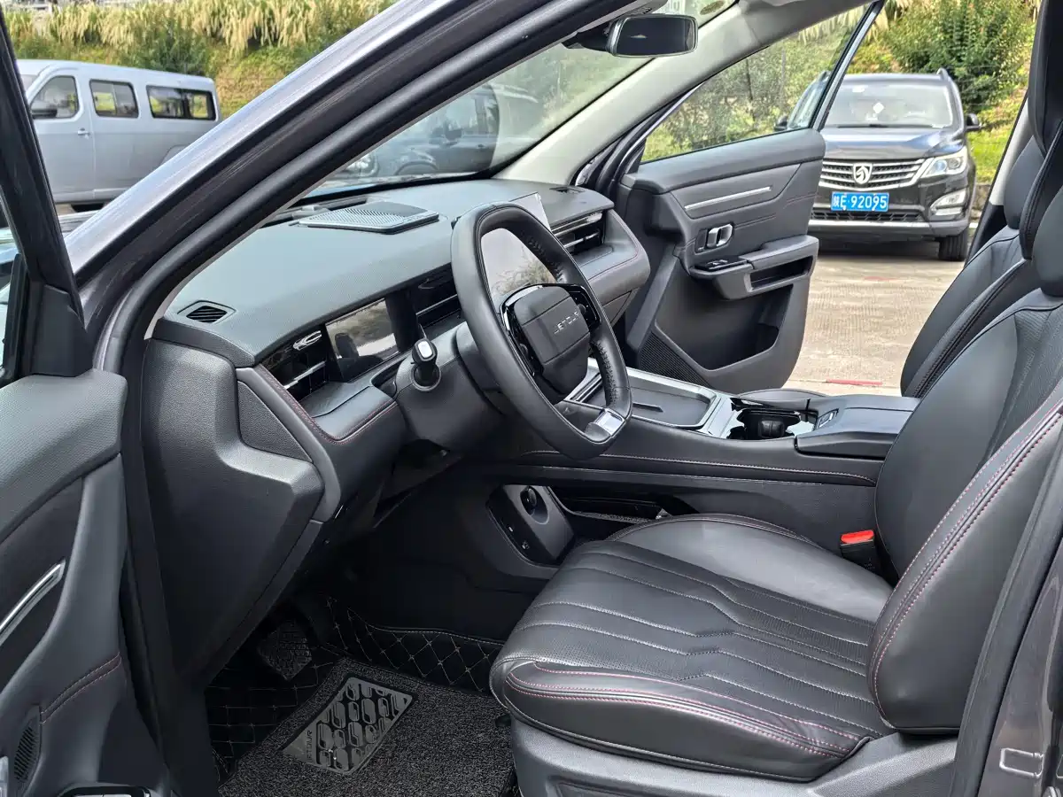 Jetour Dasheng 2025 2025 1.5TD DCT Flagship Edition