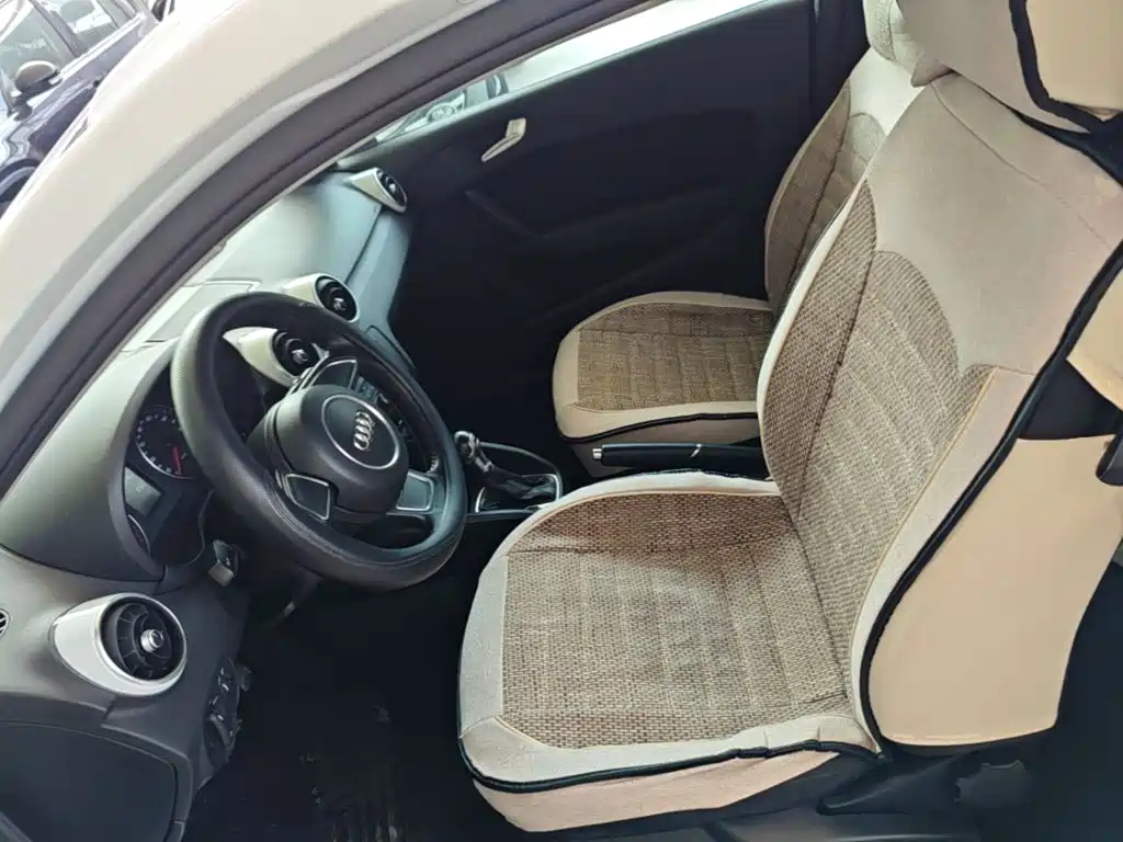 Audi A1 2015 2014 30 TFSI Fashion