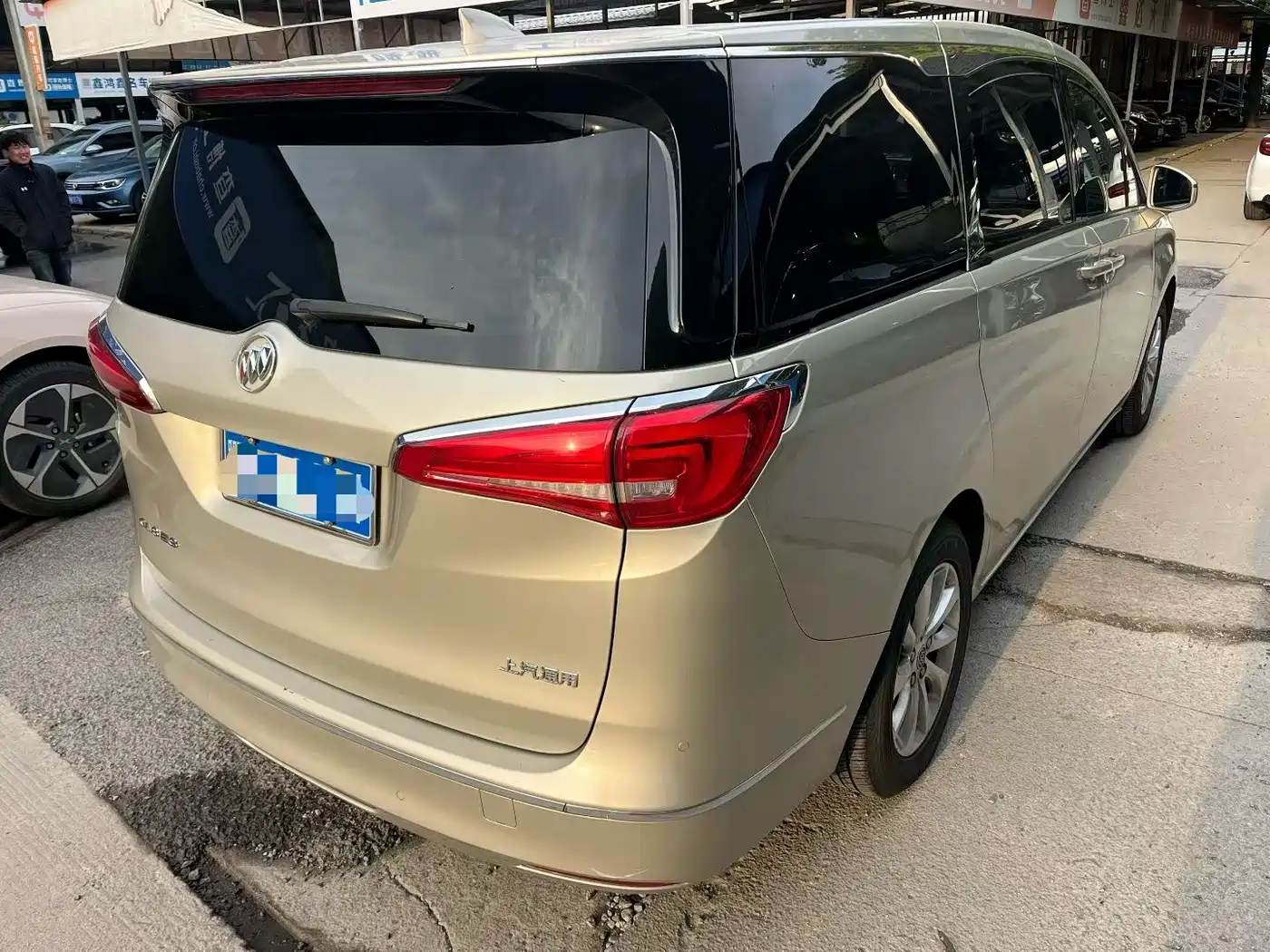 Buick GL8 2018 ES 28T Comfort Type China VI фото 8