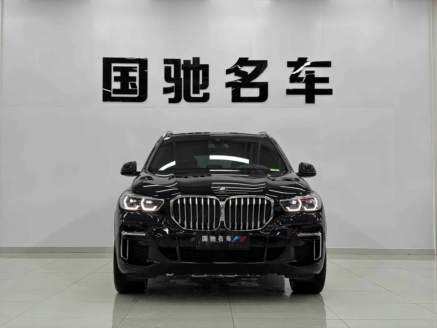 BMW X5 2022 Model xDrive 40Li M Sport Package фото 2