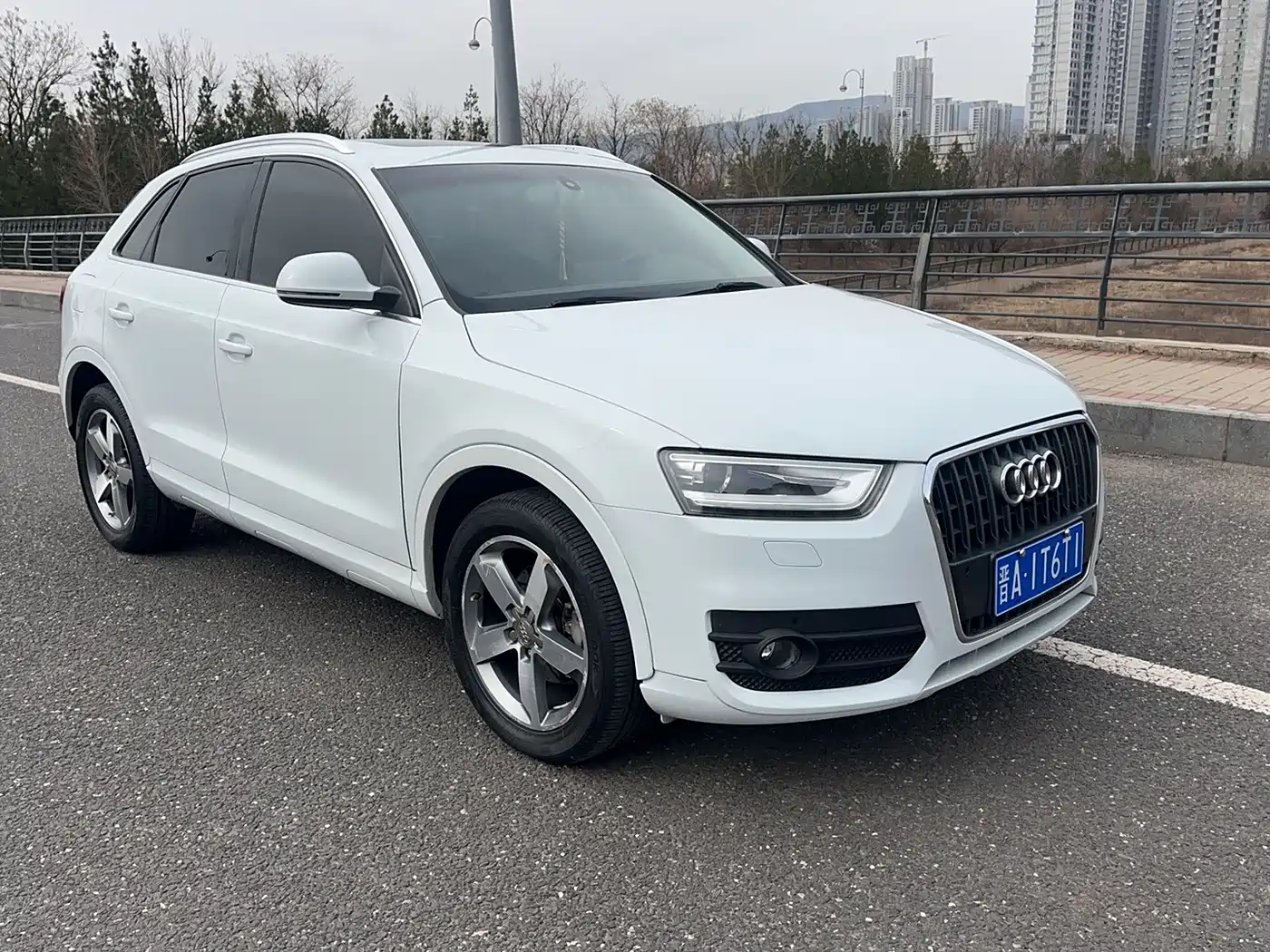 Audi Q3 2015 35 TFSI Comfort фото 5