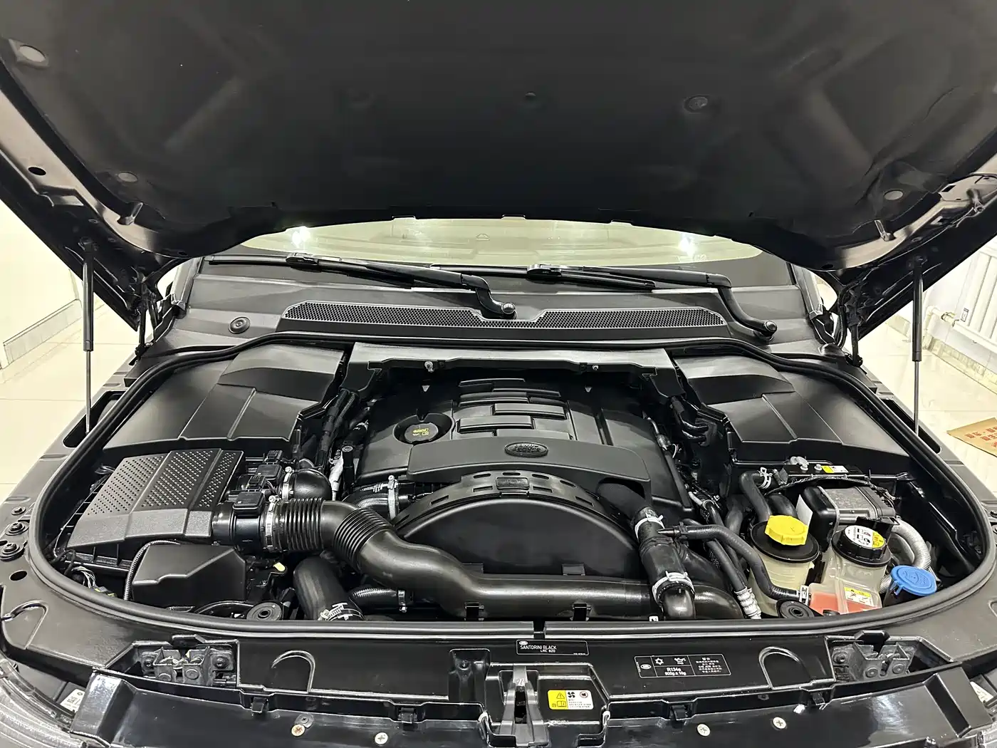 Land Rover Discovery 2015 3.0 SDV6 HSE Diesel фото 37
