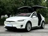 Фото 1 - Tesla Model X