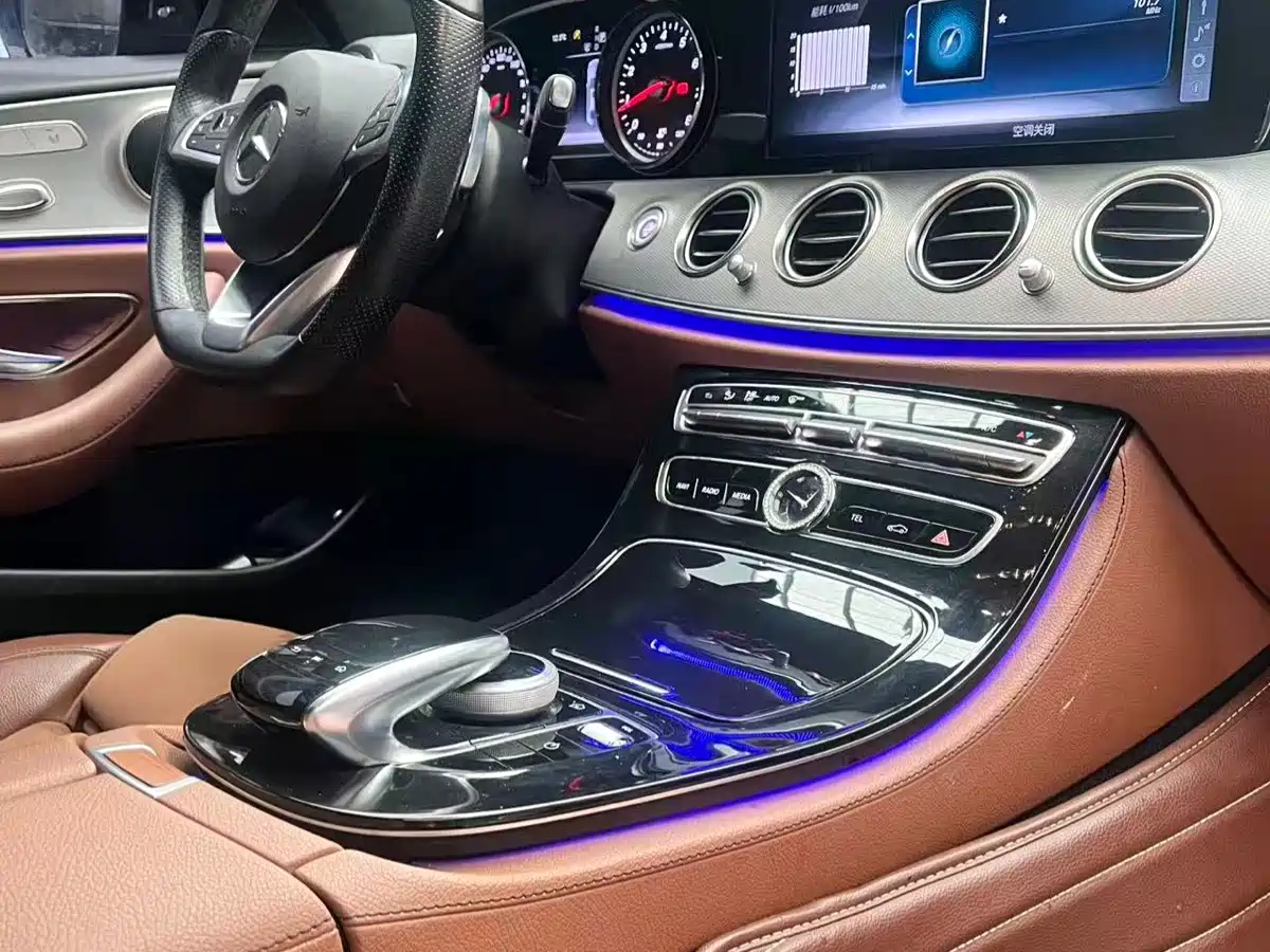 Mercedes-Benz E-Class 2017 E 200 Sport фото 15