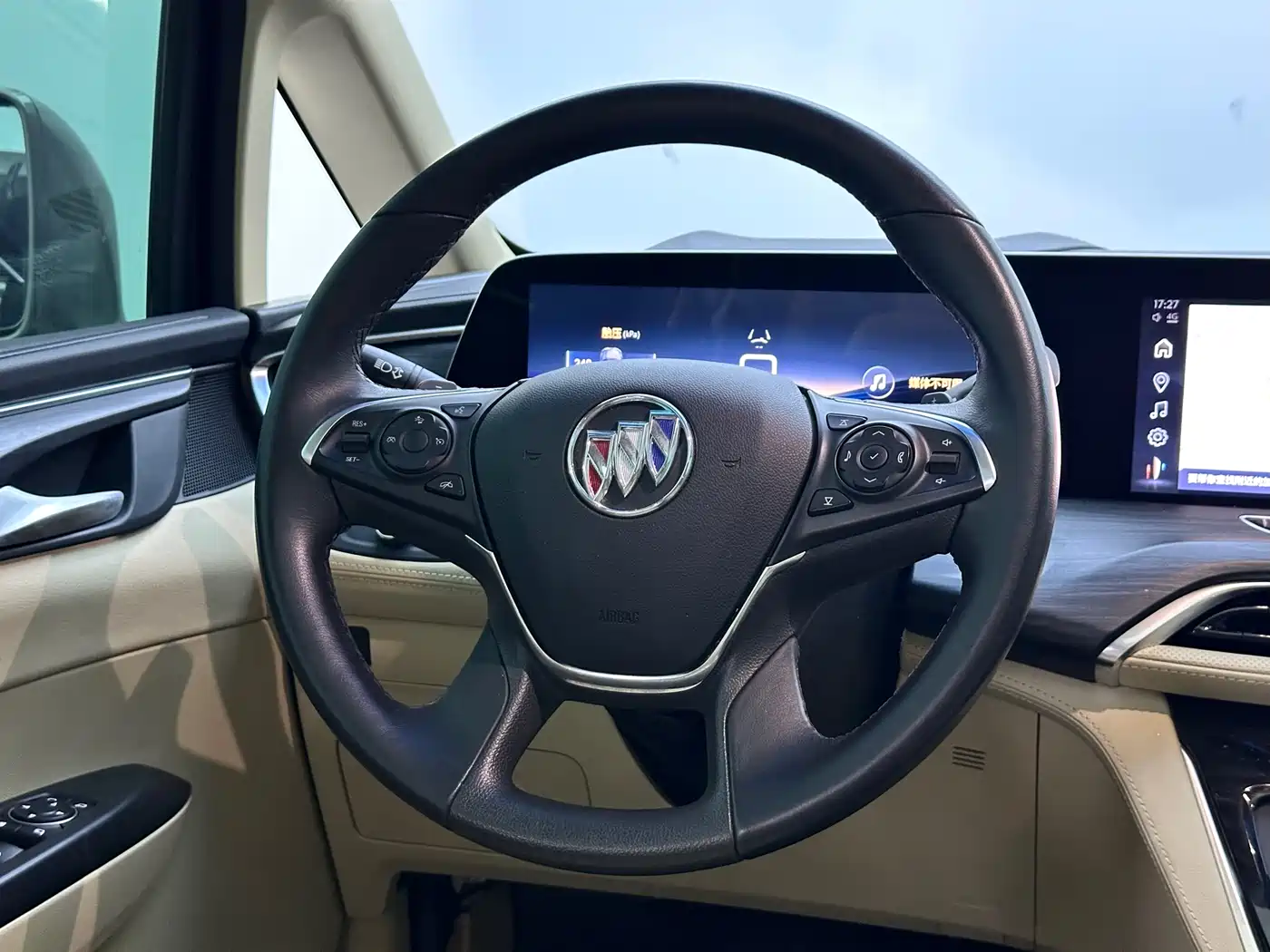 Buick GL8 2023 ES Landmaster Exclusive фото 19