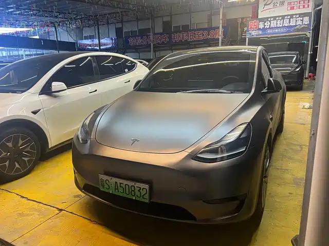Tesla Model Y 2024 Rear-Wheel Drive Version