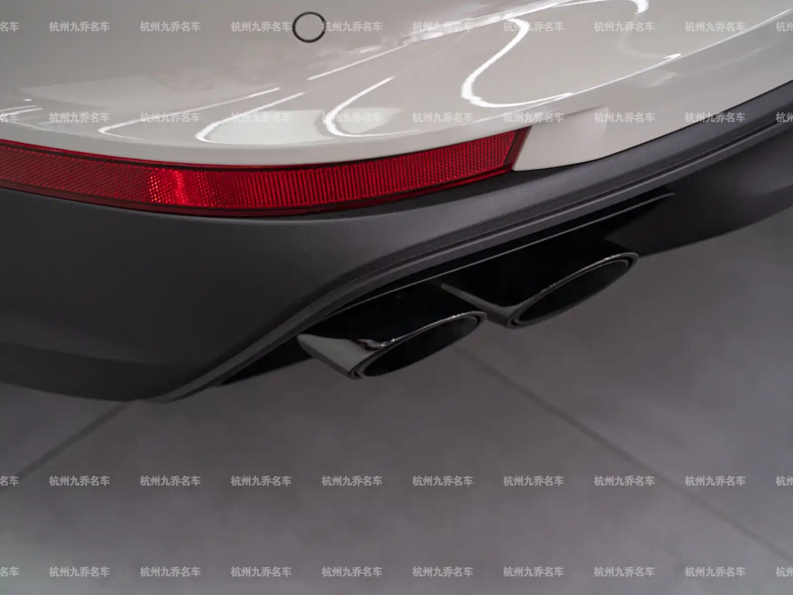 Photo 10 - Porsche Panamera
