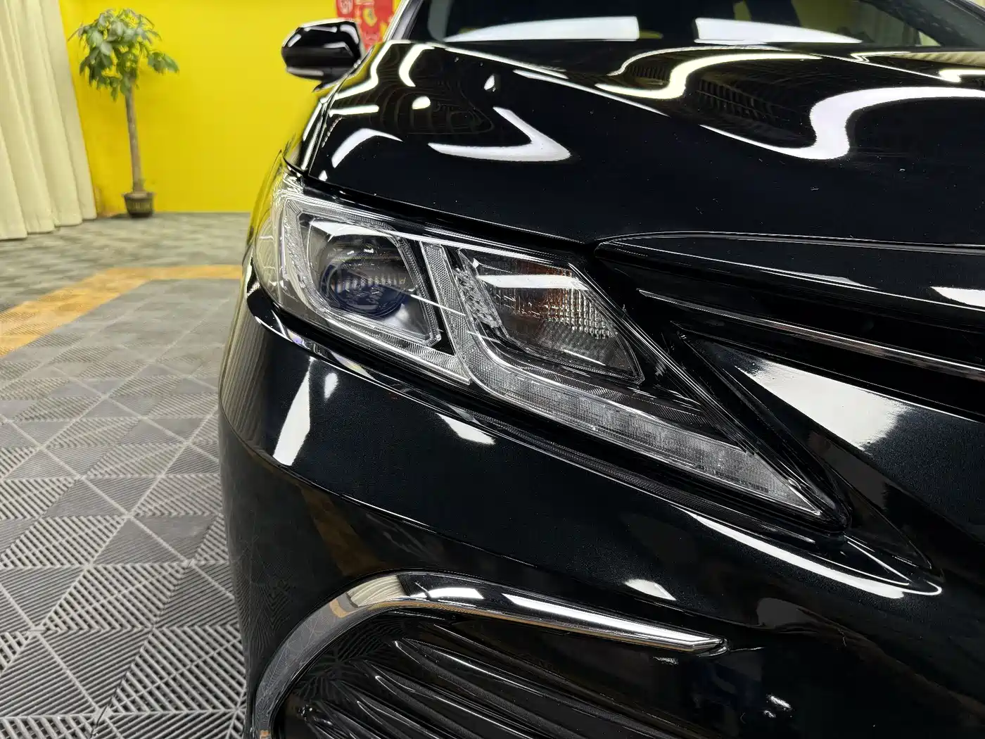 Toyota Camry 2021 Hybrid 2.5HGVP Leading Edition фото 8