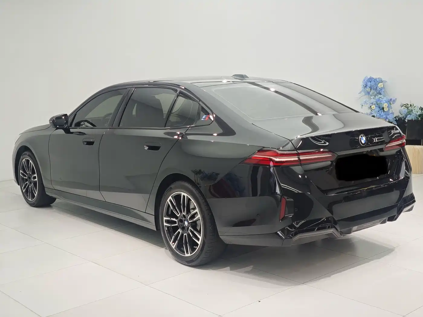 BMW 5 Series 2026 2026 530Li Leading M Sport Package