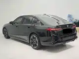صورة 11 - BMW 5 Series