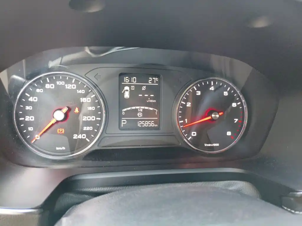 Roewe RX5 2016 2016 20T 2WD Automatic Internet Smart Edition