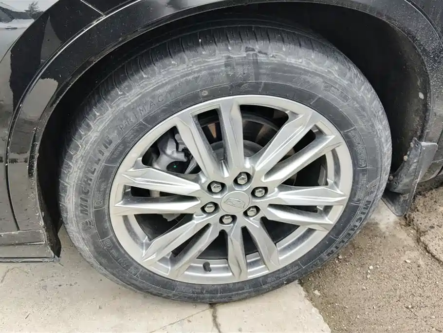 Cadillac XT6 2022 2.0T 7-Seater 4WD Luxury Edition фото 6