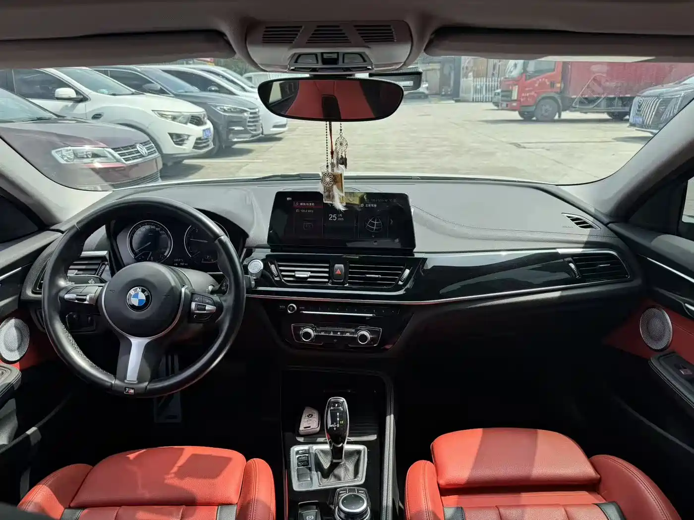 BMW 1-SERIES