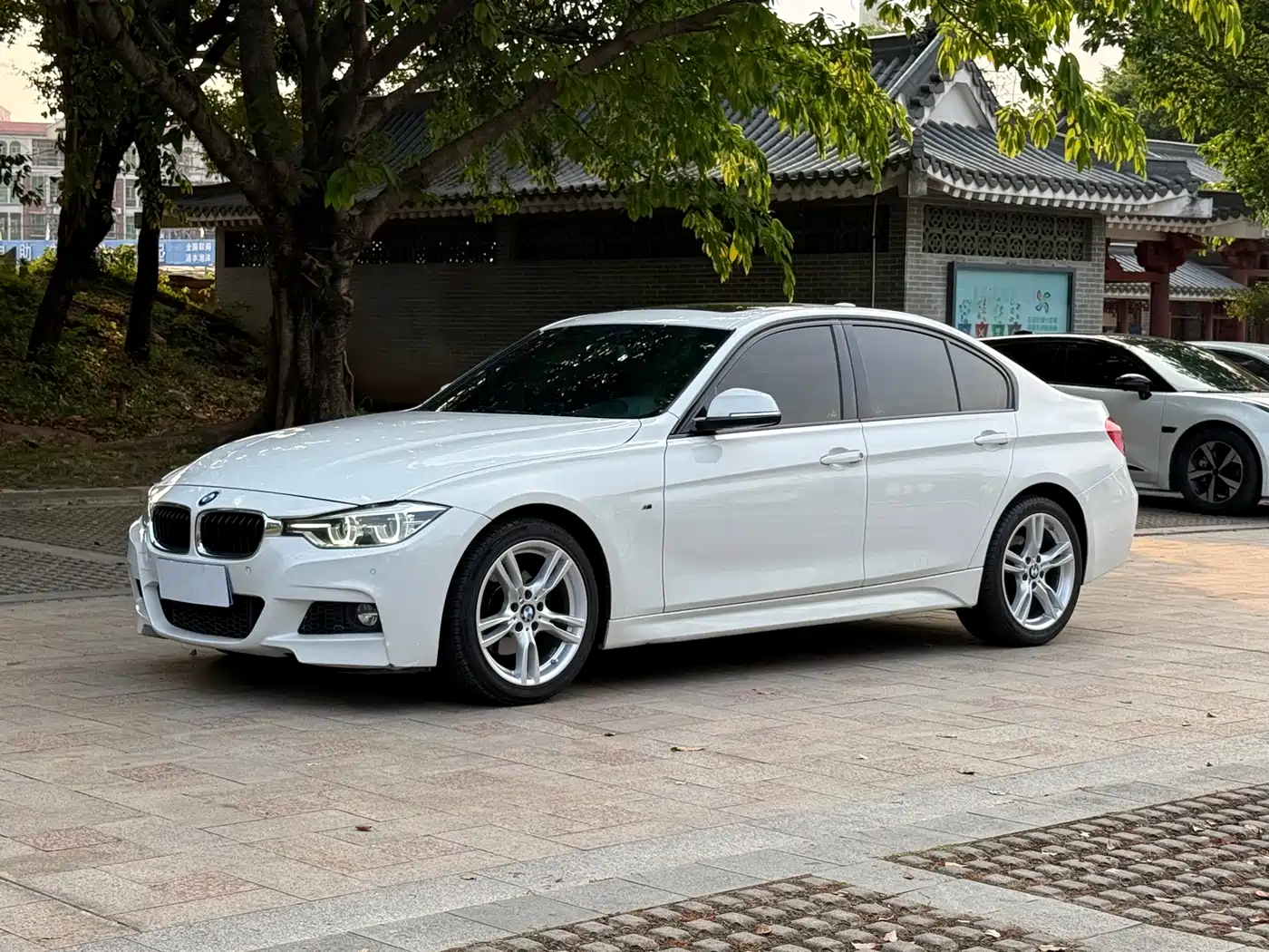 BMW 3 Series 2017 320i M Sport