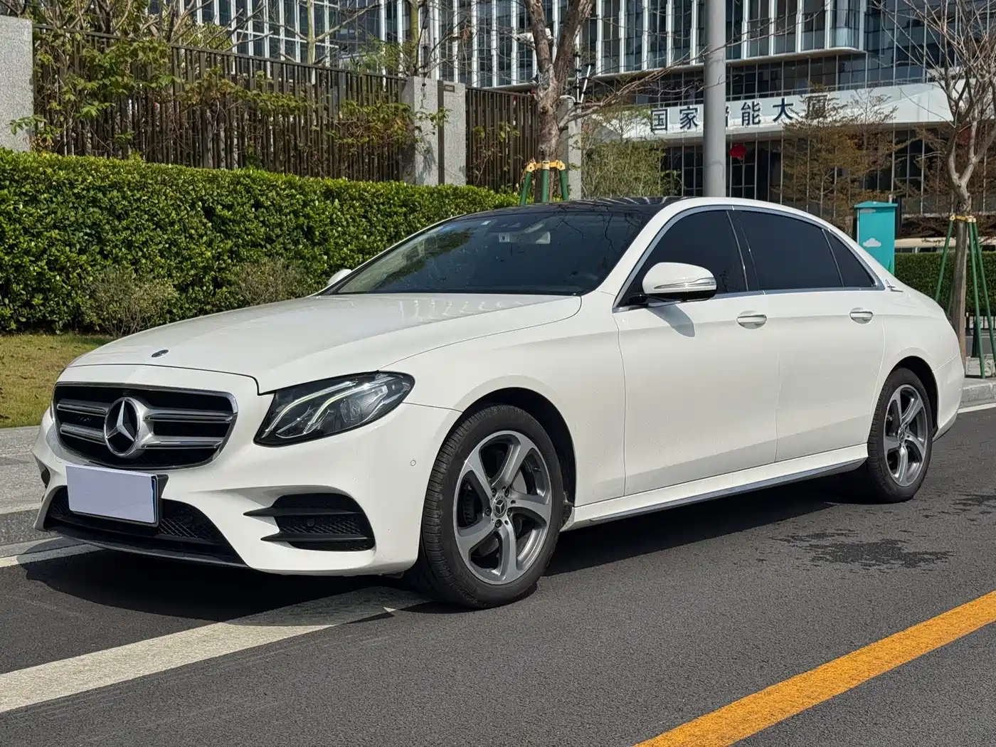 Mercedes-Benz E-Class 2018 E 300 L Sport Luxury