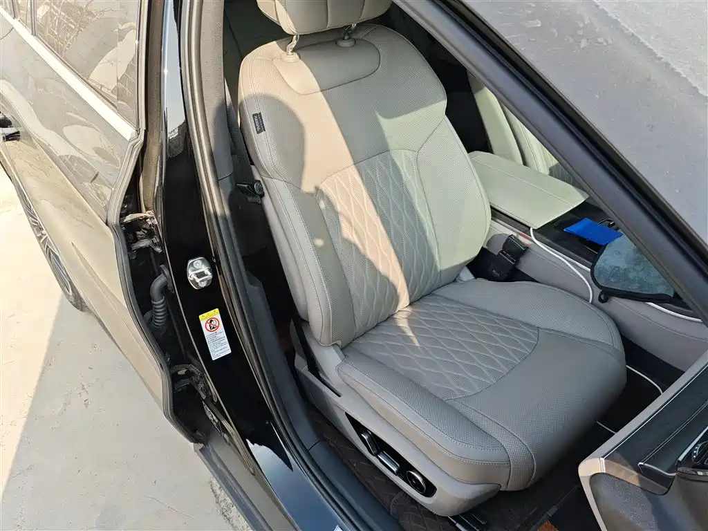 BYD Han 2025 Model EV 701KM LiDAR Smart Driving Version фото 16
