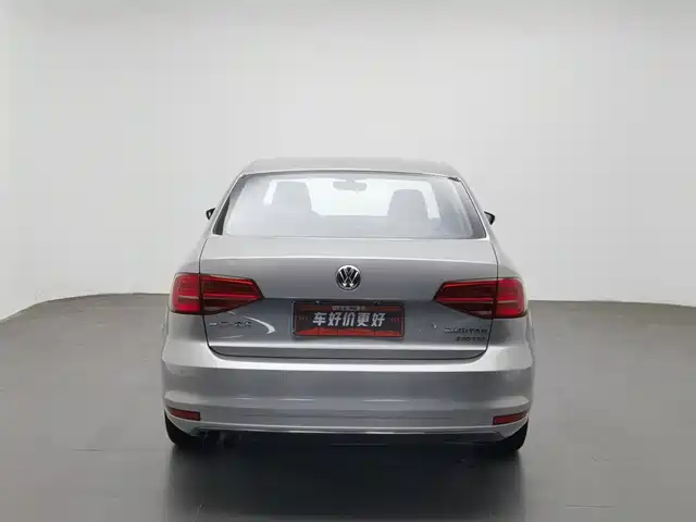 Volkswagen Sagitar 2017 230TSI Automatic Luxury — фото 4