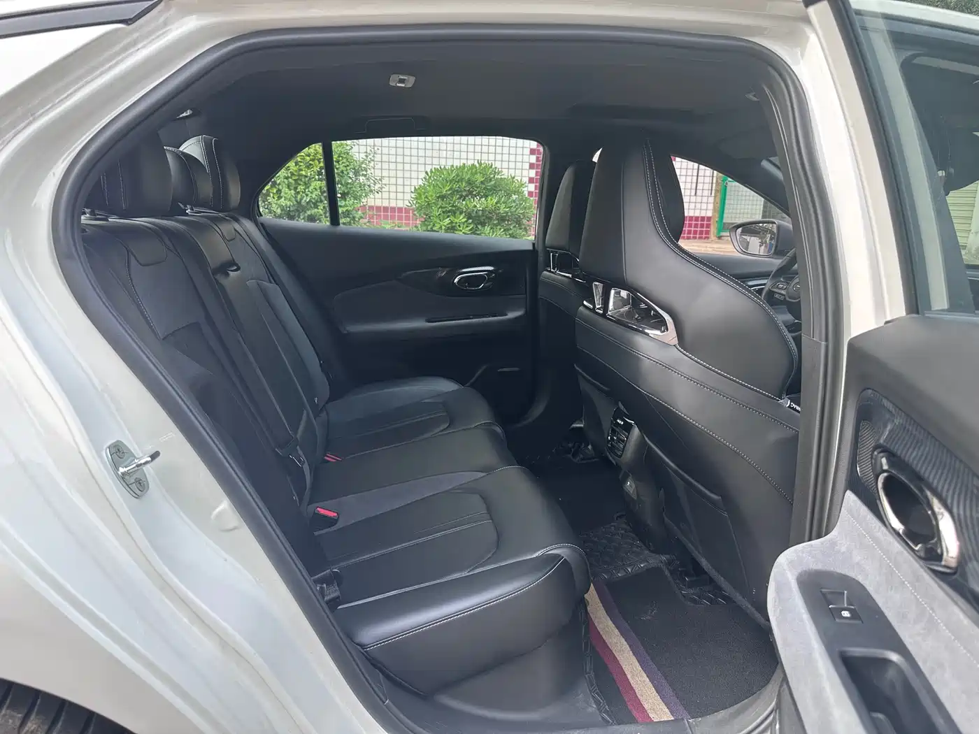 GAC Trumpchi Trumpchi Emkoo 2023 400T Auto R MAX фото 8