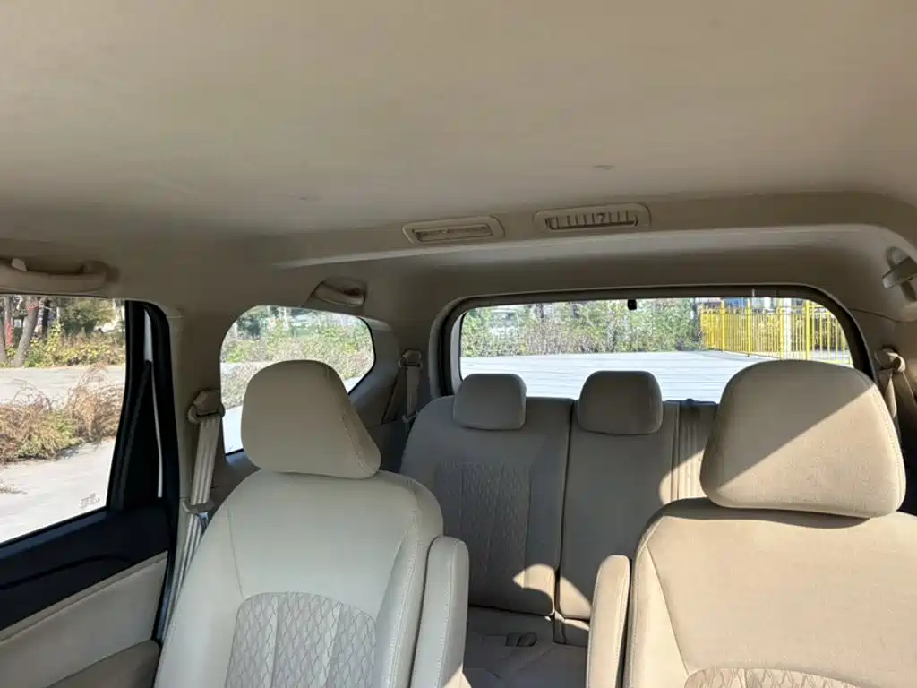 Baojun 730 2019 2016 1.5L Manual Premium 7-Seater (China V)