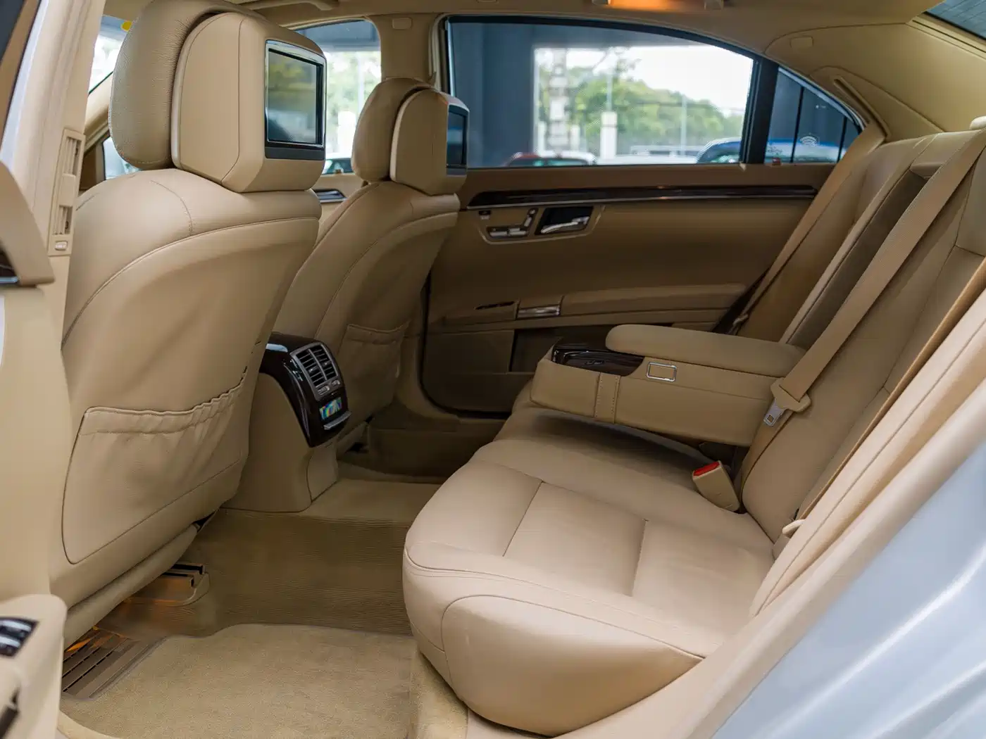 Mercedes-Benz S-Class 2012 S 300 L Premium Grand Edition фото 13