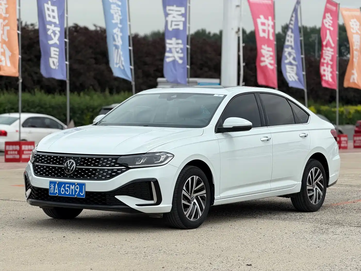 Volkswagen Lavida 2023 Facelift 1.5L Auto Starlight 5 Million Edition