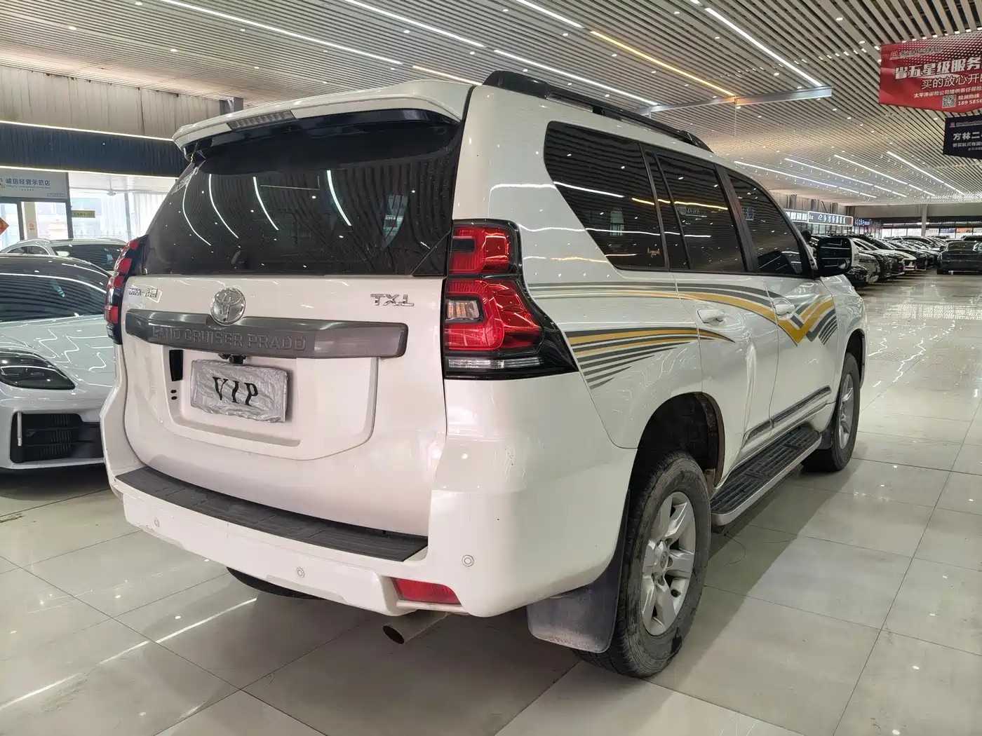 Toyota Prado 2016 3.5L Auto TX-L фото 5