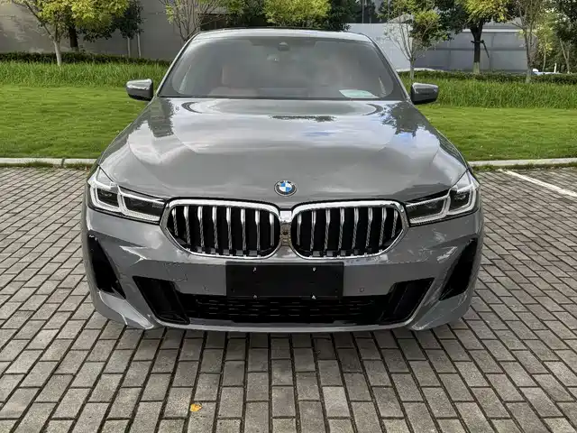 BMW 6 Series GT 2022 Model 630i M Sport Package — фото 2
