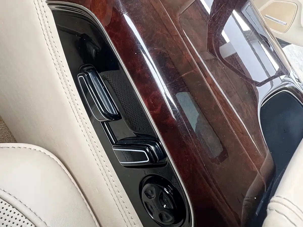 Audi A8 2012 A8L 45 TFSI quattro Luxury фото 20