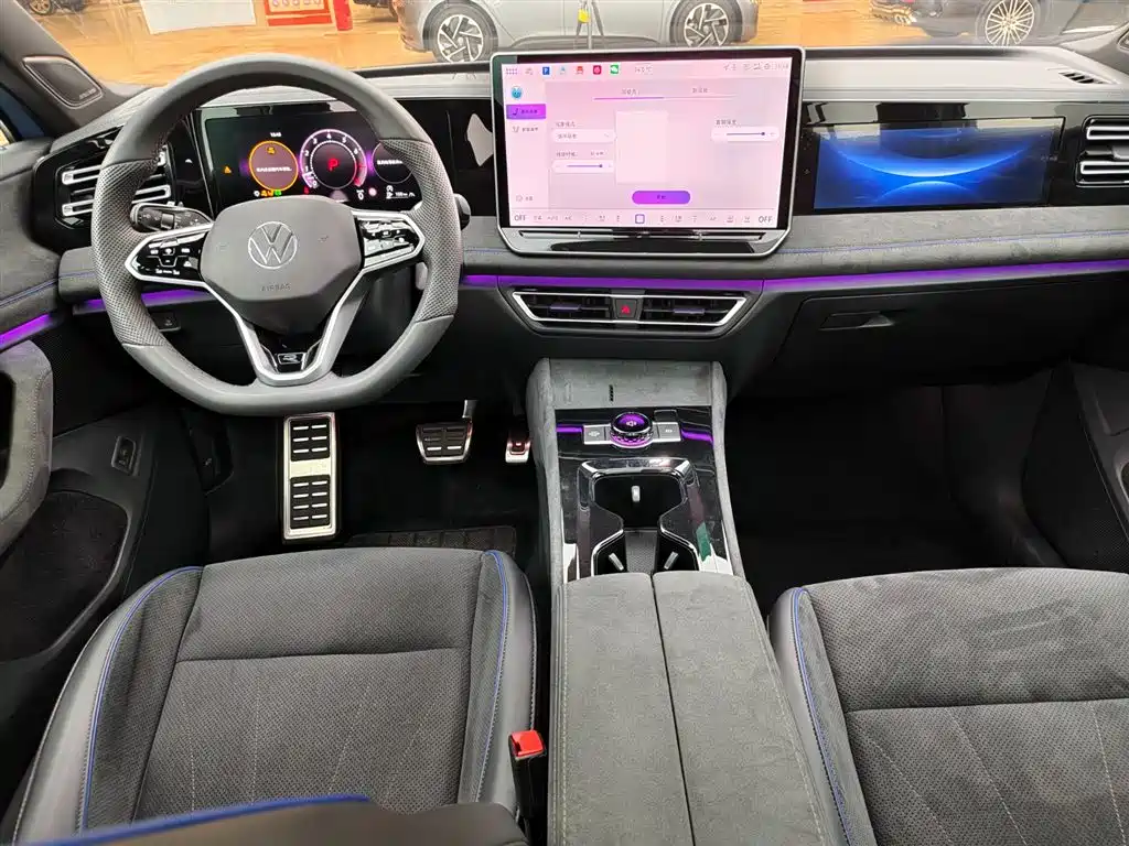 Volkswagen Tiguan L 2024 PRO 380TSI 4WD R-Line Premium Edition фото 8