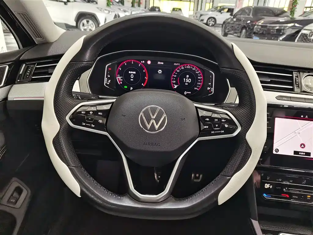 Volkswagen Magotan 2023 Model 2 Million Commemorative Edition 330TSI DSG Luxury фото 3