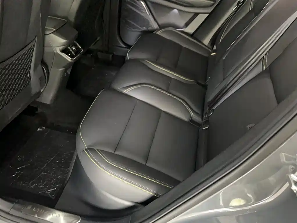 Lynk & Co 06 2023 Remix 1.5T Power Halo фото 25