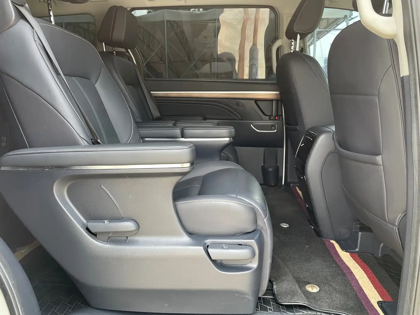 GAC Trumpchi Trumpchi M8 2021 Leading Show Series 390T Prestige Edition фото 13