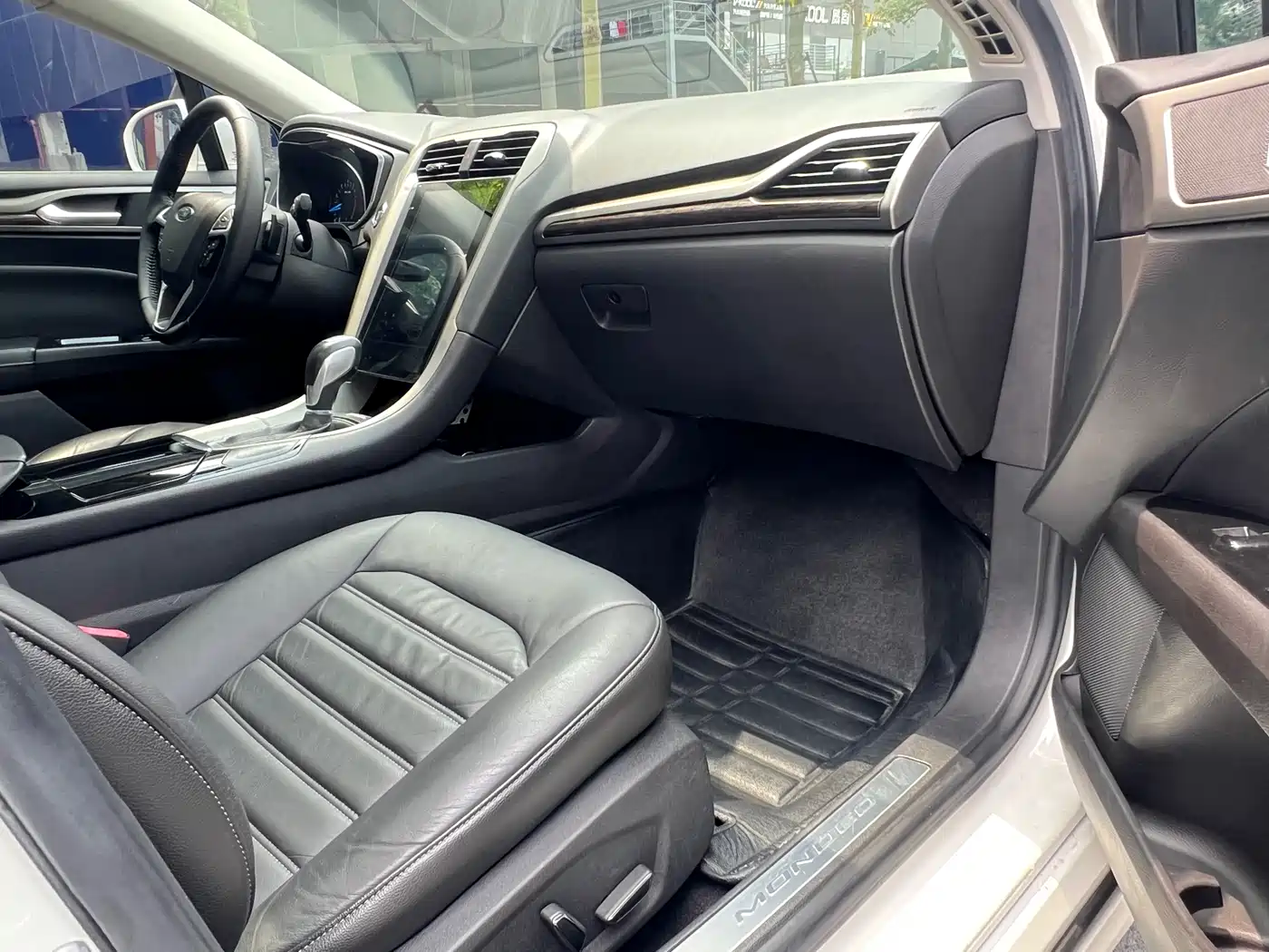 Ford Mondeo 2014 2013 2.0L GTDi200 Fashion
