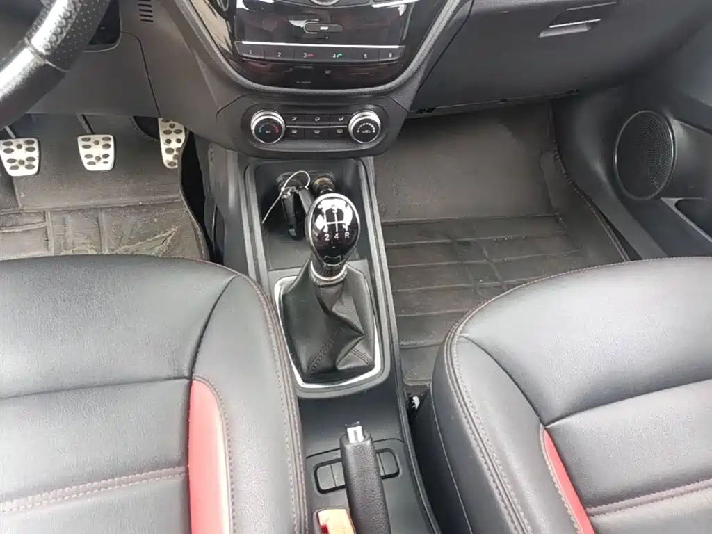 Haval H1 2016 Blue Label 1.5L Manual Luxury фото 14