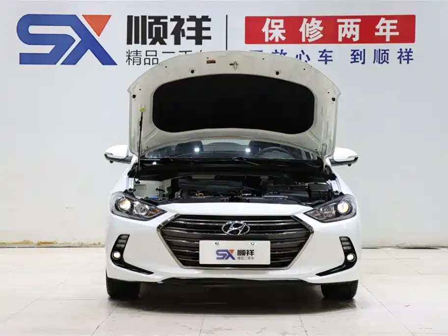Hyundai Elantra 2016 Model 1.6L Automatic Smart Elite фото 18