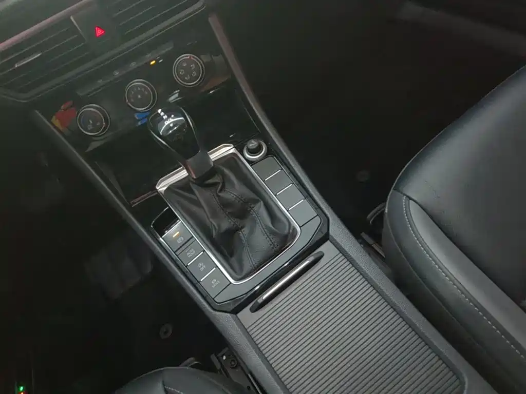 Volkswagen Sagitar 2019 280TSI DSG Comfort Edition China VI фото 14