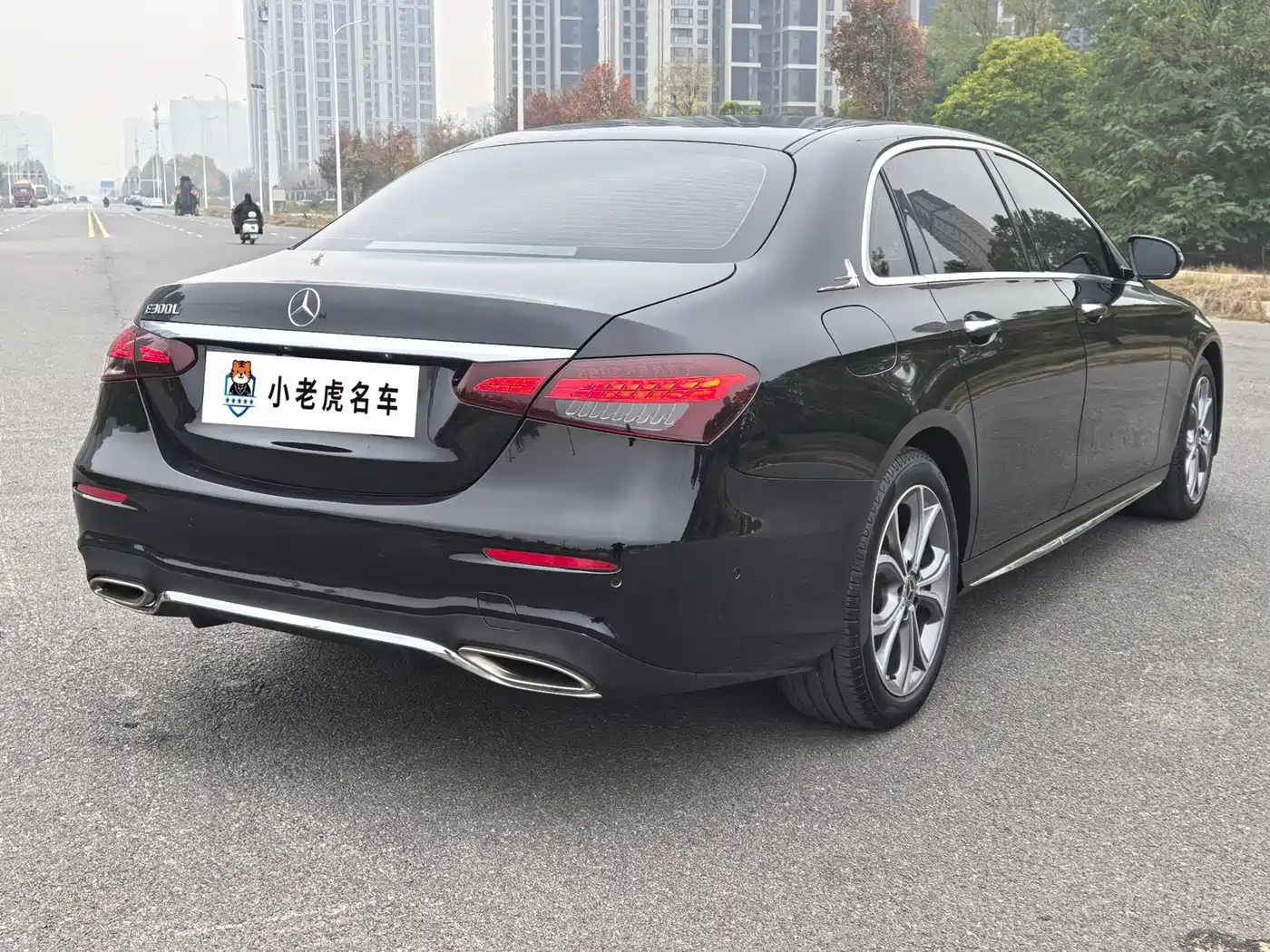 Mercedes-Benz E-Class 2022 E 300 L Sport Luxury фото 19